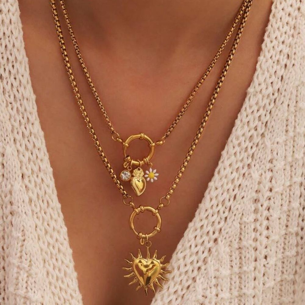 Vintage heart necklace N1175
